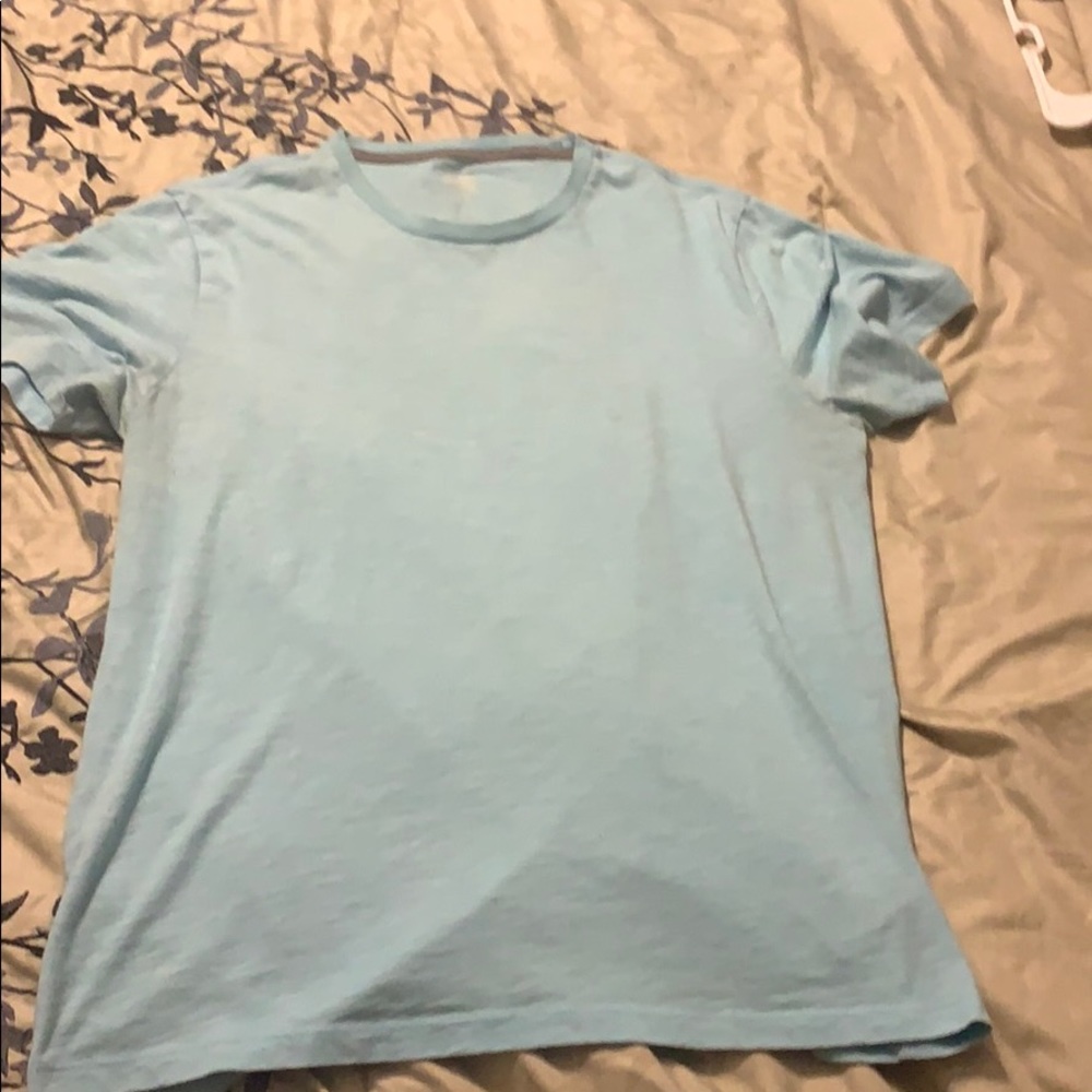 Old Navy Men’s Tshirt